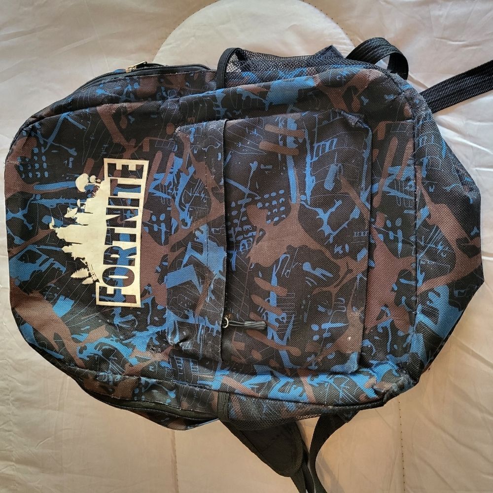 ‎Fortnite Backback - Picture 7 of 11